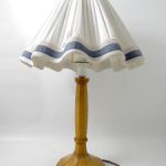 696 1147 TABLE LAMP